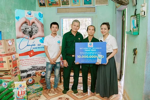 Sự kiện Giáng Sinh với ông già Noel và quà tặng